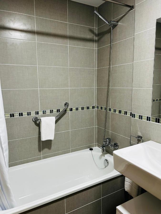 Marina Llanes V Apartment ภายนอก รูปภาพ